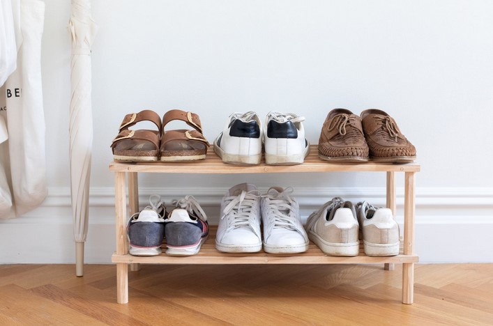 Step by Step: Building a Chic Shoe Rack for Your Space